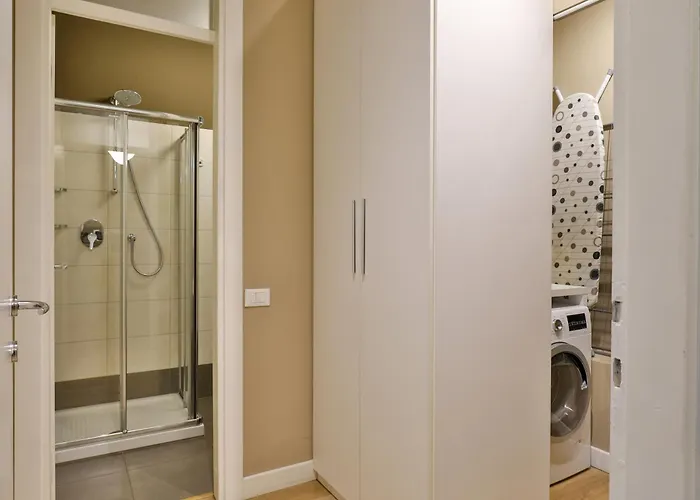 Como Lake Suites *