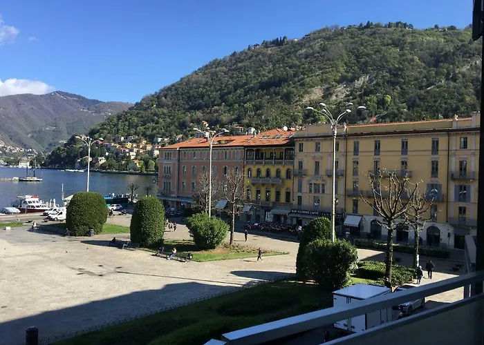 Como Lake Suites Appartement *