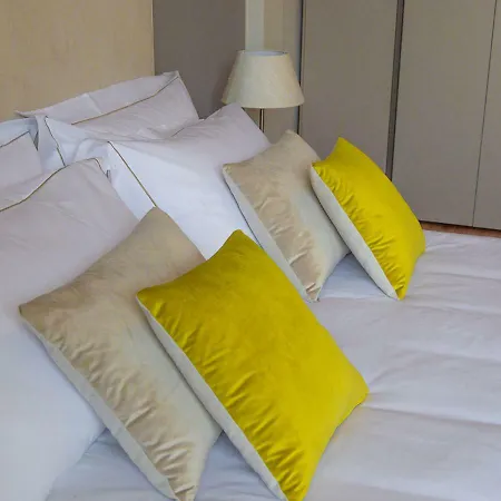 公寓 Como Lake Suites 科莫