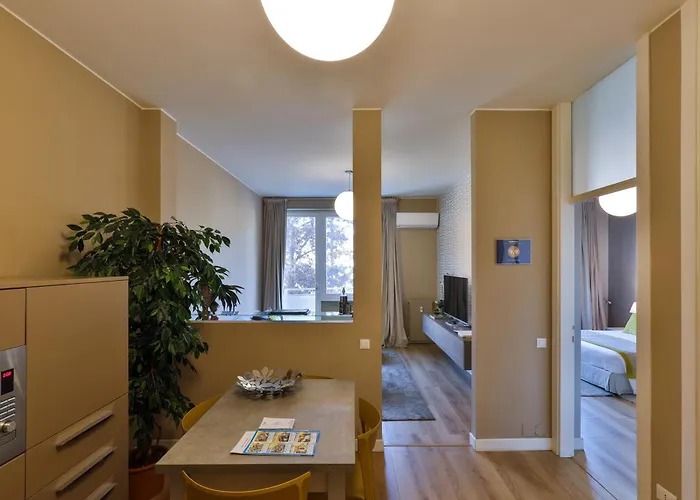 アパート Como Lake Suites *