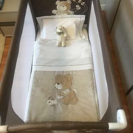 Como Lake Suites 아파트