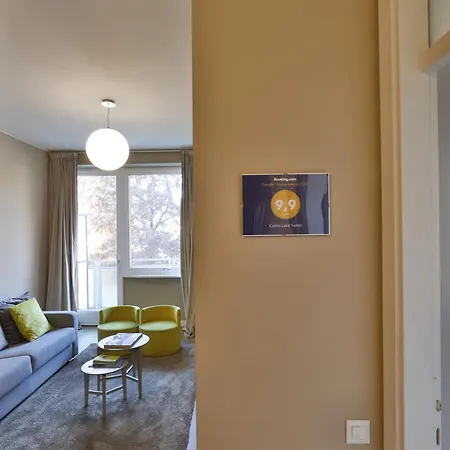 Como Lake Suites * كومو